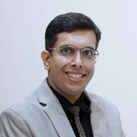Dr. Siddharth Lakhani